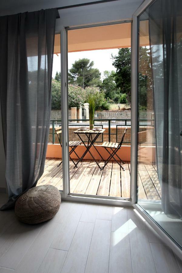Residence La Source Toulon Bagian luar foto